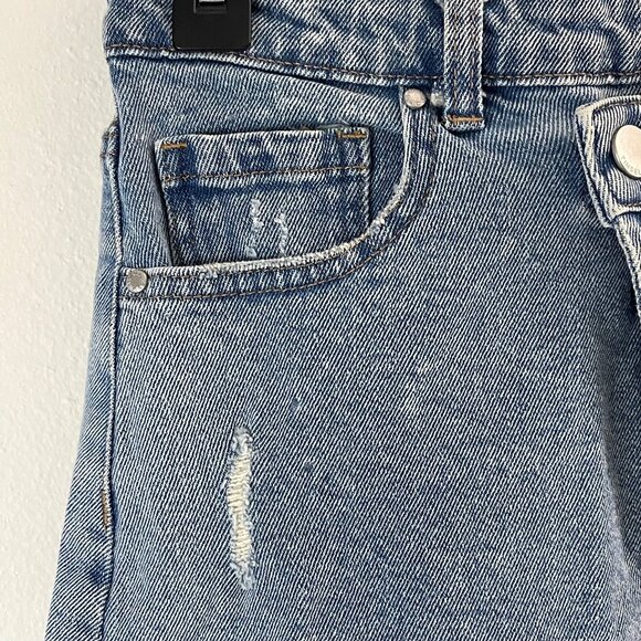 Tinseltown Distressed Denim Mini Skirt With Frayed Hem & Pockets Vintage Look - Picture 4 of 14